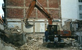 166_le070.jpg
