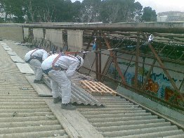 MANIPULACION DE MATERIALES CON AMIANTO