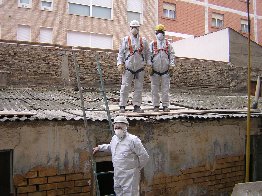 MANIPULACION DE MATERIALES CON AMIANTO